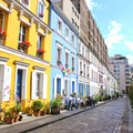 Ballade colorée rue Crémieux