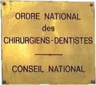 COMMUNIQUE DE PRESSE DU 14 NOVEMBRE 2013: LES REPRESENTANTS DES DENTISTES FONT CAPOTER L'AMENDEMENT SUR LE MERCURE DENTAIRE