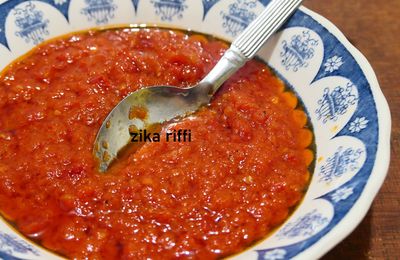 Fondue de tomates pour accompagnement ou conserve au micro ondes