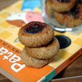 Biscuits "empreintes" à la confiture de griottes