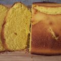 Cake curcuma citron