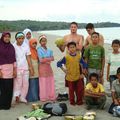 petits indonésiens rencontrésnsur la plage