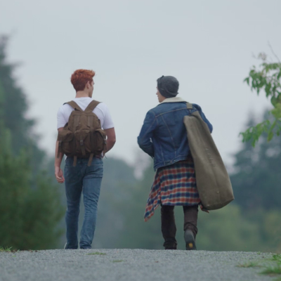 Riverdale - saison 3 épisode 7 L’homme en noir