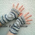 Mitaines gants femme faite-main en laine disponible, BOUTIQUE EN LIGNE " CORALIEZABO ETSY " 