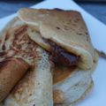 PANCAKES FOURRES AU CHOCOLAT 