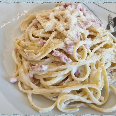 Linguine au boursin, lardons, jambon  