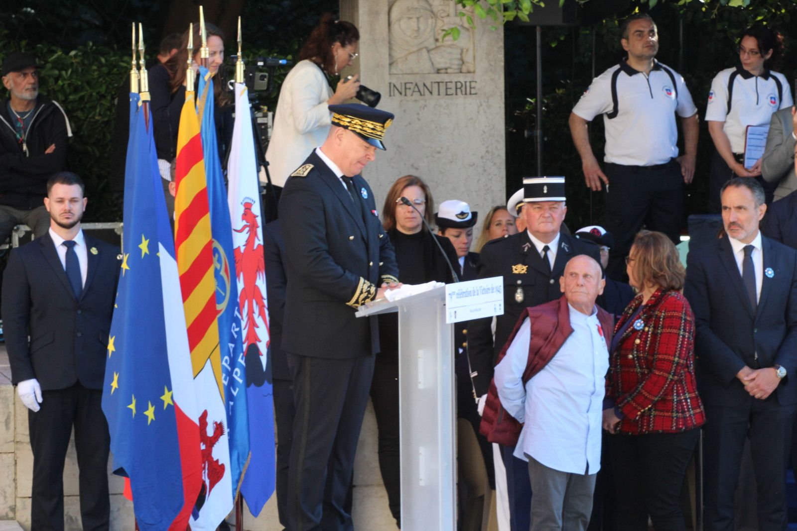 MONUMENT AUX MORT 8 MAI 2024 061