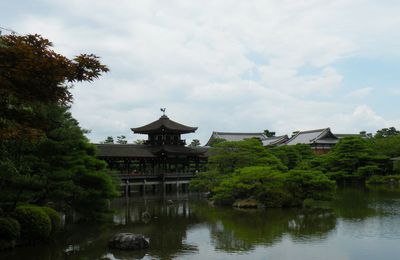 Le jardin du Heian-jingu à Kyoto ...