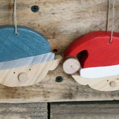 Décorations "Lutin du père Noël" en bois à suspendre partout!!!
