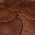 Pancakes chocolatés à la farine de coco et à la purée de noix de cajou sans gluten ni produits laitiers