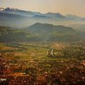 Ascension à vélo jusqu'au Fort du MONT SAINT-EYNARD, belvédère incontournable sur Grenoble et ses montagnes.. (Chartreuse/Isère)