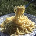Spaghetti à la crème de pecorino et poivre noir
