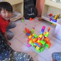 Les cubes et jeux de construction / Cubes and building sets