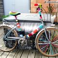 Customisation de velo en Yarn Bombing ou l' Urban Knitting bike ep.08