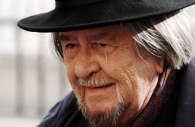 Carlos Edmundo de Ory (1923 -2010) : « Il semble que l’homme souffre... » / « Parece ser que el hombre sufre... »