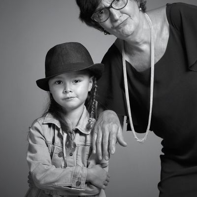 Complicité Grand-Mère/Petite-fille