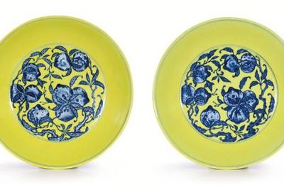 A pair of yellow-ground underglaze-blue 'peach' dishes, seal marks and period of Qianlong (1736-1795)