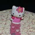 Fraisier chocolat blanc Hello Kitty