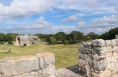 Cité maya de Dzibilchaltun et Progreso