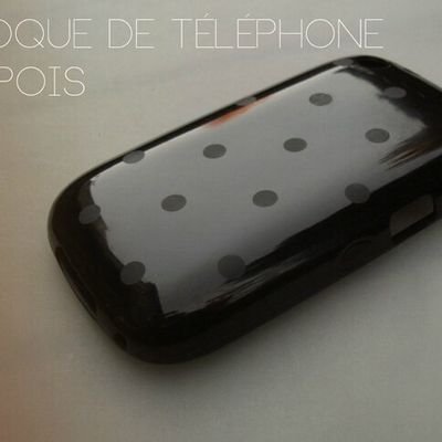 DIY : Coque de téléphone ... à pois 