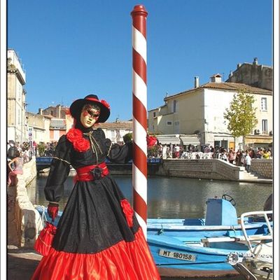 Flâneries Vénitiennes-En rouge et noir