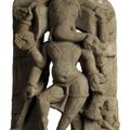 Ganesa dansant. Grès. Inde. (Probablement Uttar Pradesh). ca 10°-11° siècle