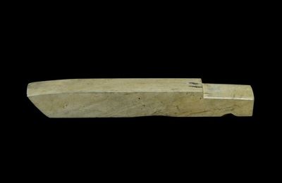 A stone 'stepped' axe, Neolithic period, Liangzhu culture (c. 3300-2250 BC)