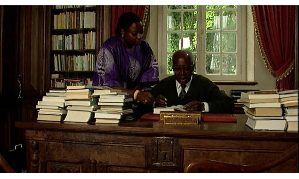 Les manuscrits de la vente aux enchères annulée des livres de Léopold Sedar Senghor au Sénégal 
