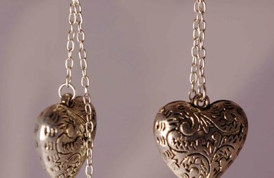 Boucles d'oreilles "le coeur et la chaine"