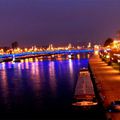 La nuit aussi coule la Seine