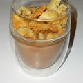 Verrine poire-chocolat et son croustillant aux amandes