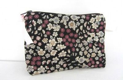 Trousse liberty violet