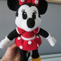 Minnie - je n'ai pas trouvé de Minnie du même gabari que Mickey de Tiamat, donc voici ma création