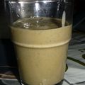 Smoothie banane, abricot et ortie