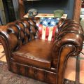 Fauteuil chesterfield América pour une boutique Von Dutch