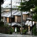 Maisons de thé et kimonos