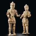 Paire de gardiens en terre cuite, Chine, dynastie Tang (618-907)