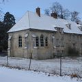 COMPIEGNE...MAISON FORESTIERE SAINTE PERINE AVEC CHAPPELLE XIIIeme SIECLE ET EXTENSION XVIIeme... PHOTOS PRISES CE MATIN