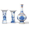 Three blue and white vases, 16th-17th century