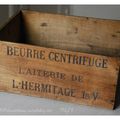 Vieille caisse en bois rélookées