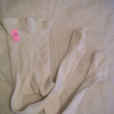 collants blancs taille 19/22 - 1.5 €
