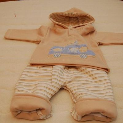 ensemble pull+ pantalon beige