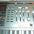 CASIO KX-101 COMBINER RADIO/CASSETTE/CLAVIER/A SAISIR/