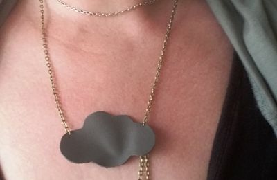 Première tentative d'un collier nuage en cuir