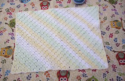 Couverture bébé au crochet en C2C