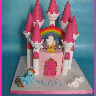 Gâteau Château arc en ciel et petit poney Rainbow Dash !
