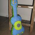 Dans mon atelier, il y a ... une guitare