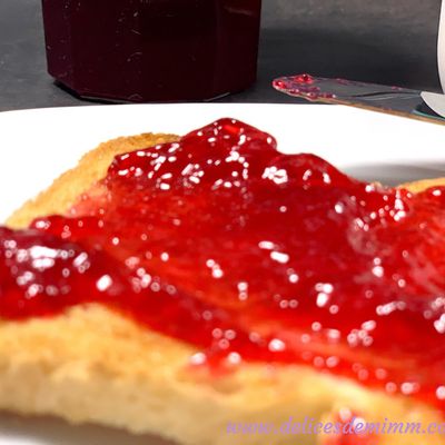 Gelée de groseilles rouges facile et sans les égrener