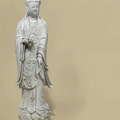 A large Dehua figure of Guanyin, 18th century