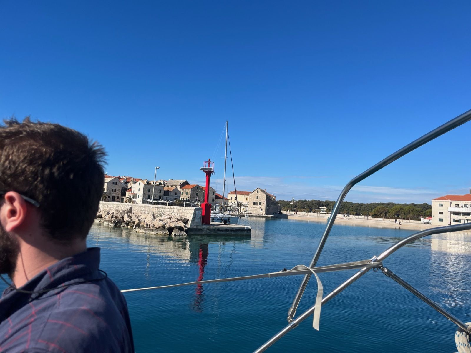 La sortie du port de Primosten, dimanche 18 février 2024